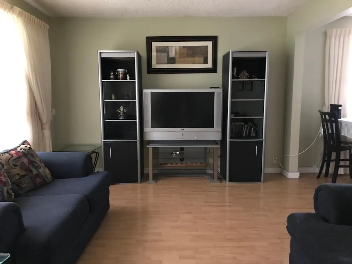 Monthly Private Rooms Male Accommodation Close To Nait Kingsway Mall Downtown Edmonton Canadá